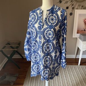Blue and White Patterned Tunic Top